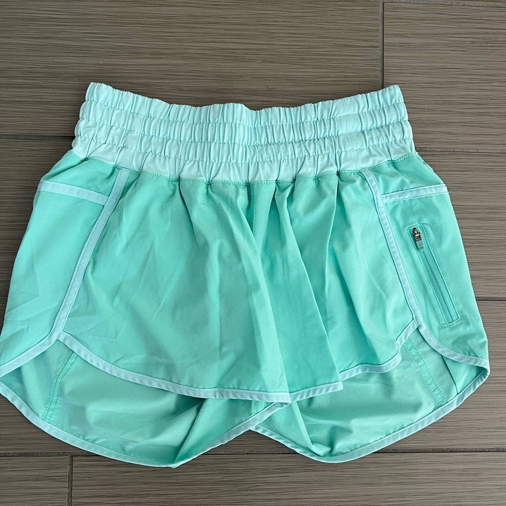 Lululemon track that shorts